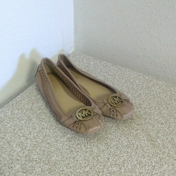 michael kors tan shoes
